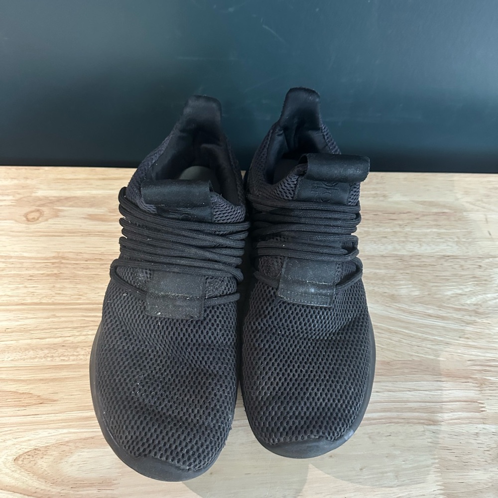 Men's Black adidas shoes size 11